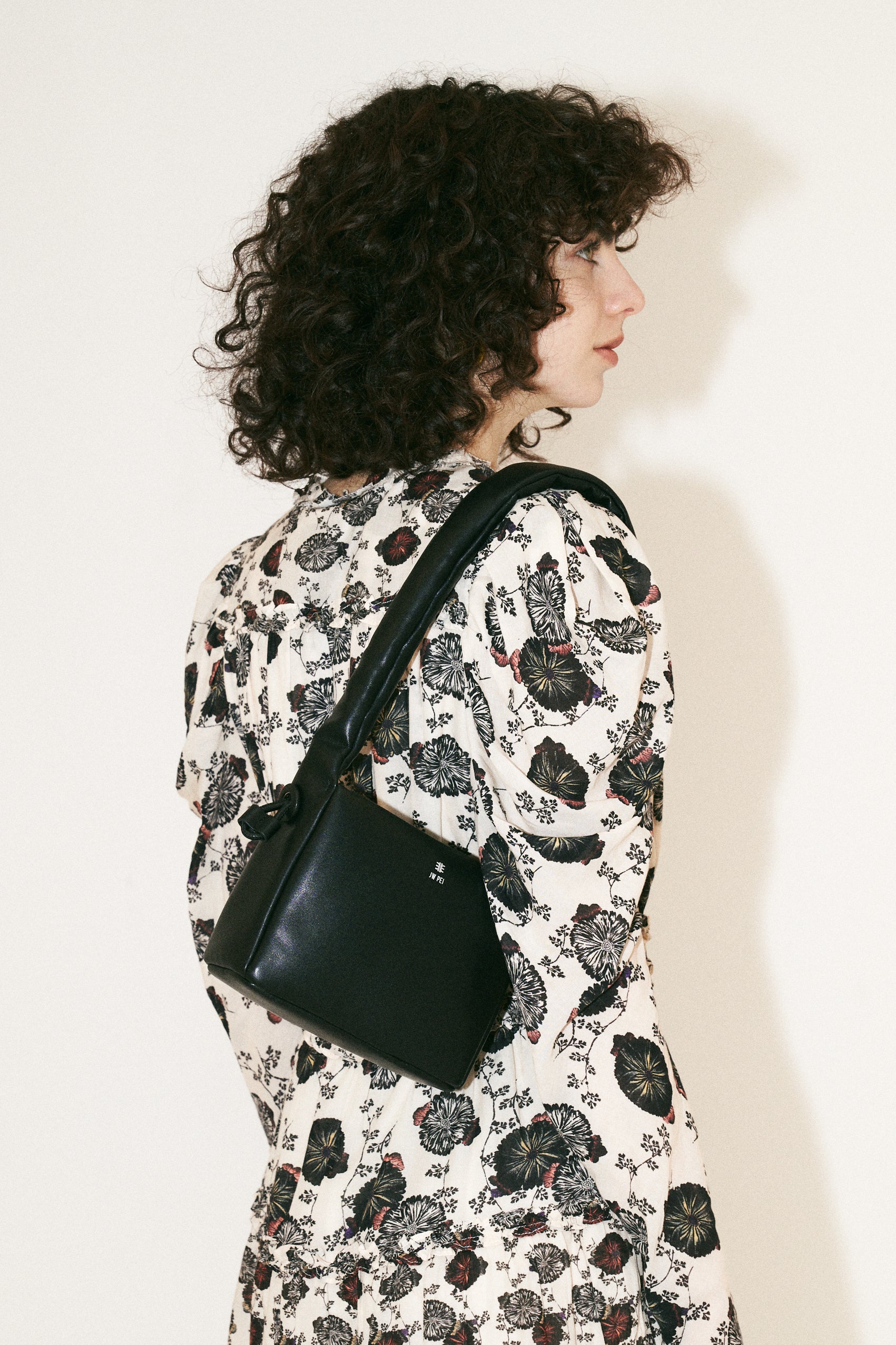 Rylee Pleated Drawstring Top Handle Bag - Black - Image 5