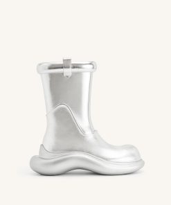 Zoie Metallic Rain Boot - Silver