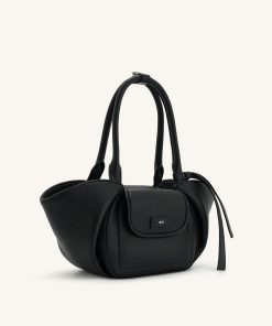 Alternative view of Zoey Pockets Shoulder Bag - Black
