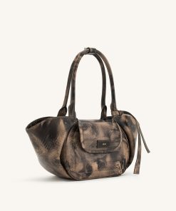 Alternative view of Zoey Pockets Shoulder Bag - Brown