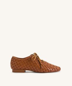 Kayla Weave Strap Flat Shoes - Brown